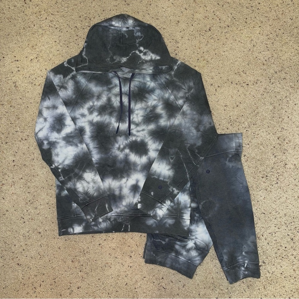 Size S (fits M) - Men’s Lululemon Sweatsuit ‘Grey Tie Dye’ - LIGHTLY WORN